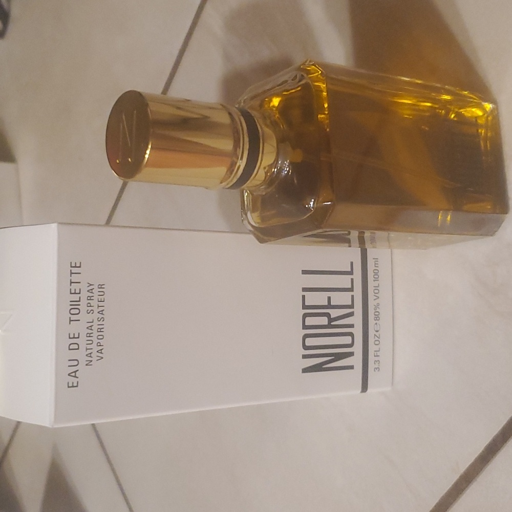 Norell 3.3oz Eay De Toilette